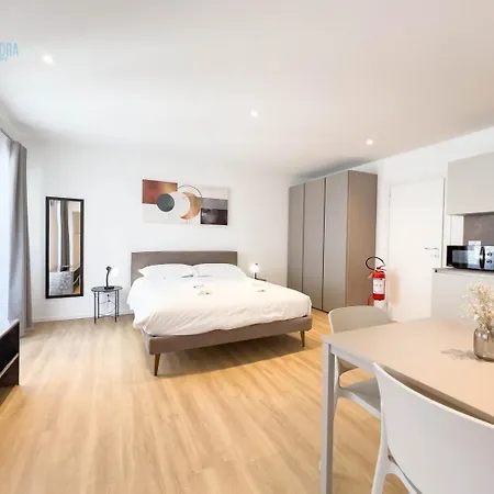 Apartment Imbriani 10b Tirabora Short Rent *